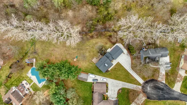 $308,000 | 1544 Brookfield Court, Adrian, MI 49221
