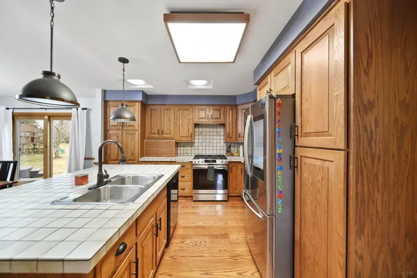 $308,000 | 1544 Brookfield Court, Adrian, MI 49221