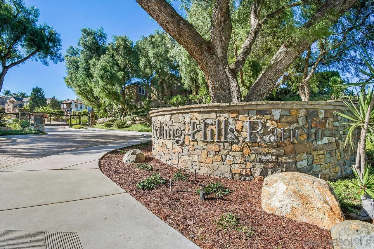 2957 Ranch Gate Road Chula Vista, CA 91914 - Photo 71 of 72 a view of outdoor space