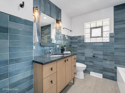 $674,900 | 284 Blackhawk Road, Riverside, IL 60546