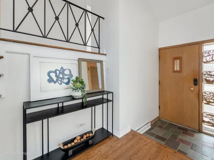 $674,900 | 284 Blackhawk Road, Riverside, IL 60546