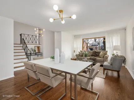 $674,900 | 284 Blackhawk Road, Riverside, IL 60546