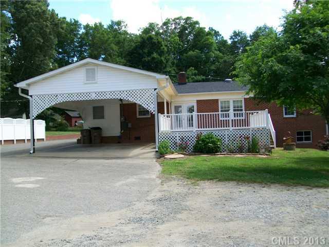 116 Dellinger Road Shelby, NC 28152 - Photo 3 of 16 Gallery Image 3
