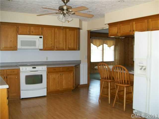 116 Dellinger Road Shelby, NC 28152 - Photo 5 of 16 Gallery Image 5