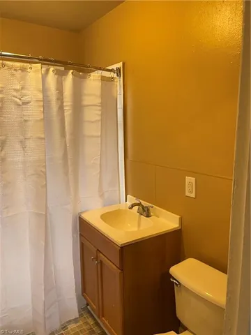 $950 | 705 Wright Street, Reidsville, NC 27320