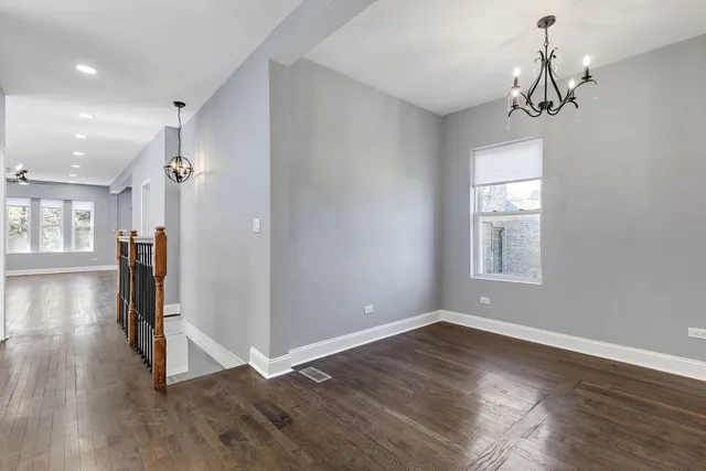 $388,000 | 5068 West Congress Parkway, Chicago, IL 60644