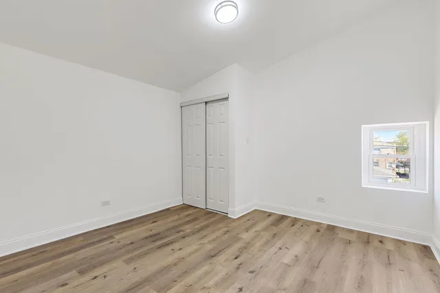 $388,000 | 5068 West Congress Parkway, Chicago, IL 60644