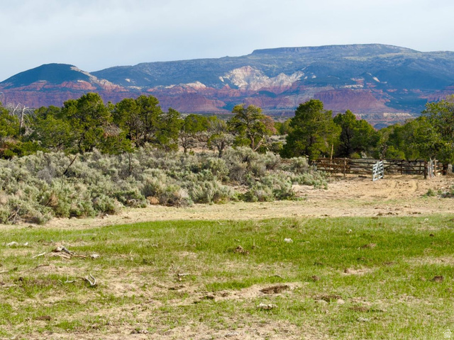 2196 East Teasdale Road Teasdale, UT 84773 - Photo 34 of 57