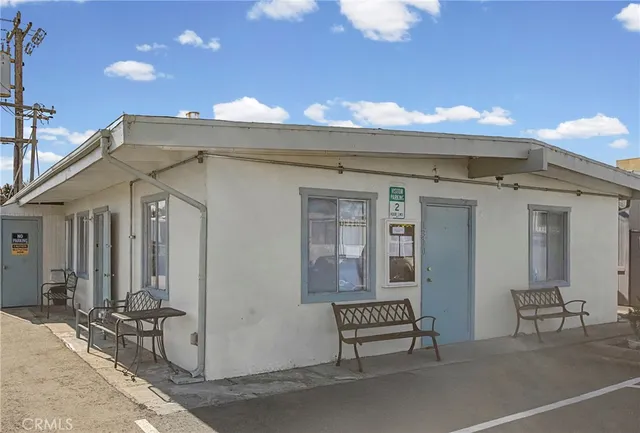 a view of a house with porch