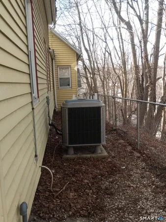 $200,000 | 15 Ripley Place, Norwich, CT 06360