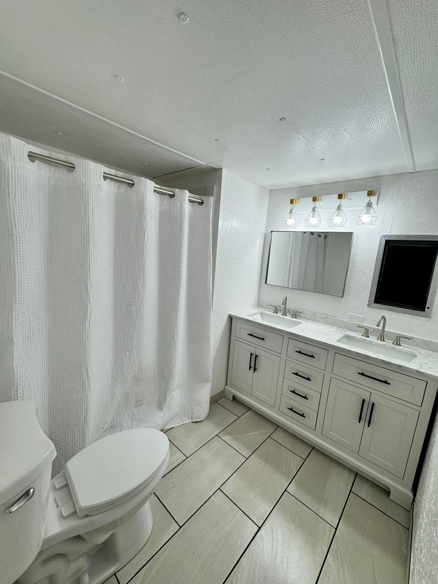 6850 Downing Road, Unit SPC 29 Central Point, OR 97502 - Photo 18 of 27 Downing -18