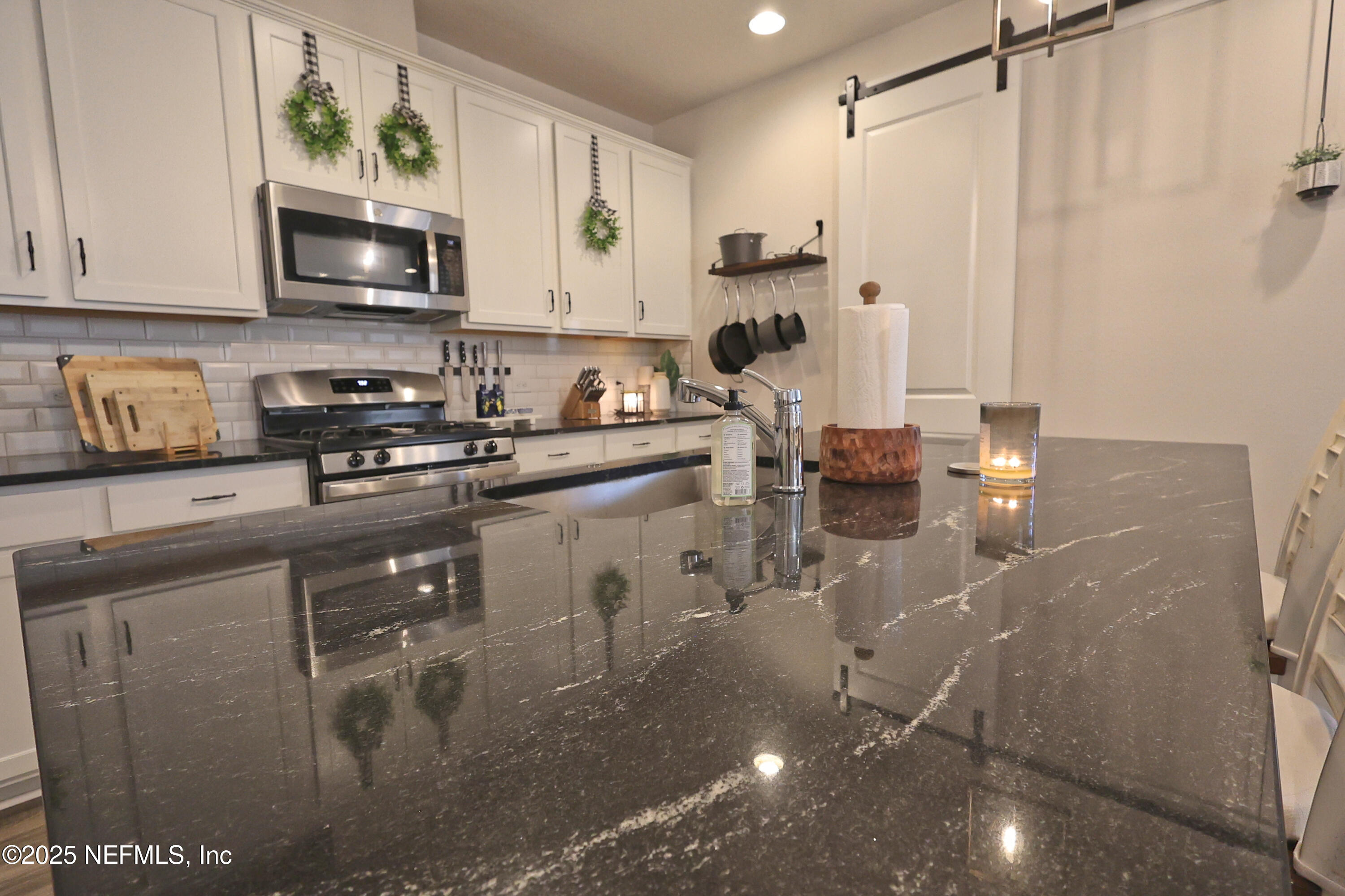 138 Lambert Road St. Johns, FL 32259 - Photo 9 of 50 kitchen