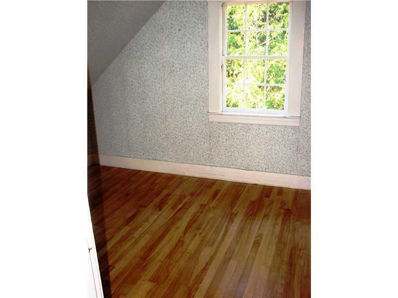 21 Old Winthrop Road Augusta, ME 04330 - Photo 14 of 19 Bedroom.
