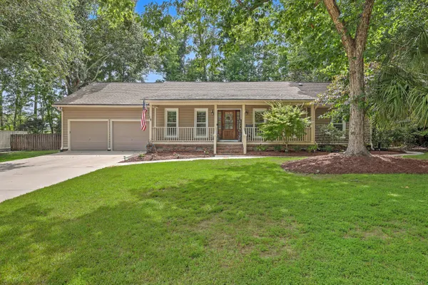 $995,000 | 818 Law Lane, Mount Pleasant, SC 29464