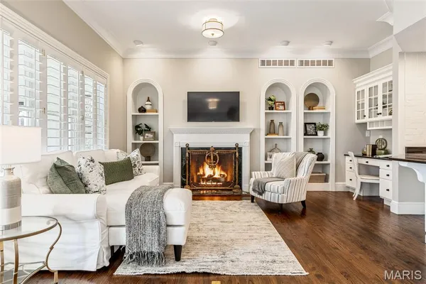 $1,369,000 | 208 St Georges Drive, St. Albans, MO 63073