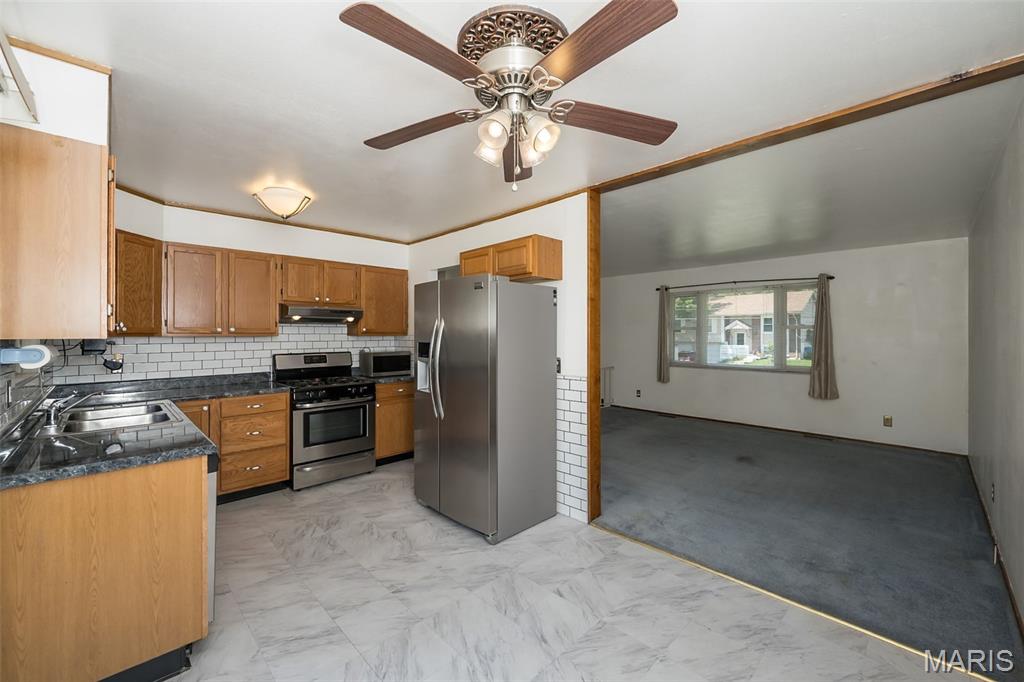 11932 Ameling Road Maryland Heights, MO 63043 - Photo 11 of 49