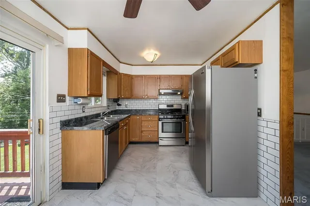 $250,000 | 11932 Ameling Road, Maryland Heights, MO 63043