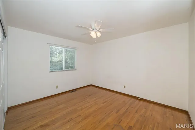 $250,000 | 11932 Ameling Road, Maryland Heights, MO 63043