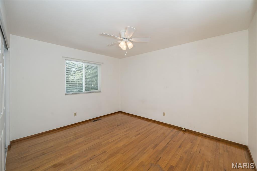 11932 Ameling Road Maryland Heights, MO 63043 - Photo 19 of 49