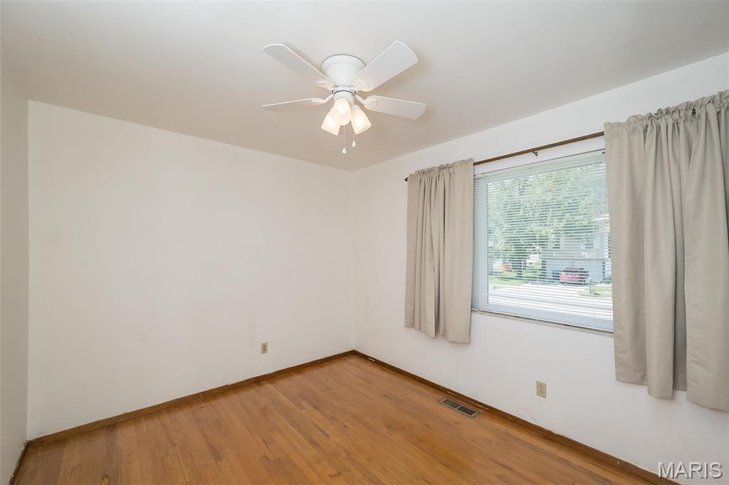 11932 Ameling Road Maryland Heights, MO 63043 - Photo 22 of 49