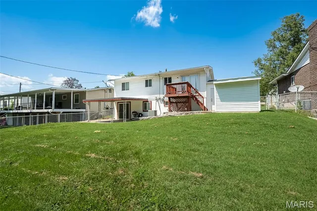 $250,000 | 11932 Ameling Road, Maryland Heights, MO 63043