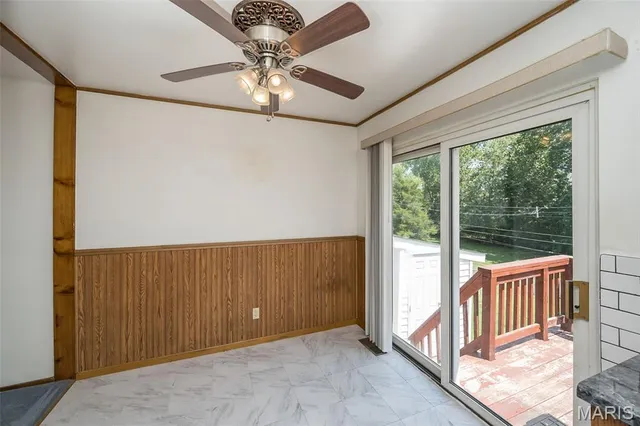 $250,000 | 11932 Ameling Road, Maryland Heights, MO 63043