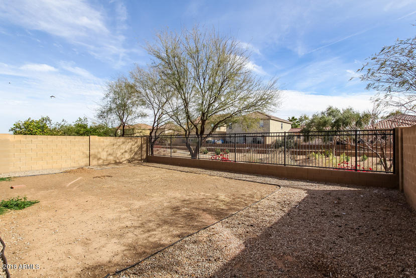 9445 West Berkeley Road Phoenix, AZ 85037 - Photo 3 of 25 023-5411041-small