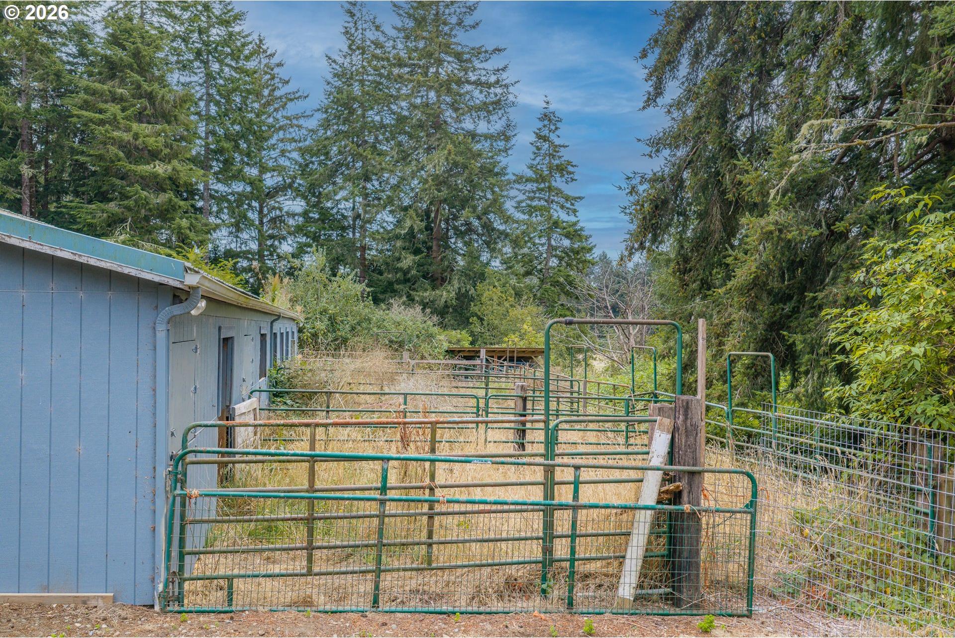 1960 Ranch Road Reedsport, OR 97467 - Photo 17 of 48 Gallery Image 17