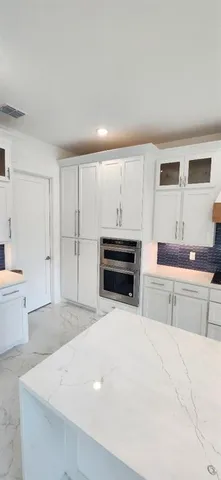 $695,000 | 3338 Sylvan Avenue, Dallas, TX 75212