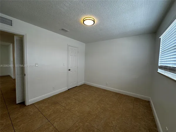 $1,995 | 2900 Northeast 17th Avenue, Unit 224, Pompano Beach, FL 33064