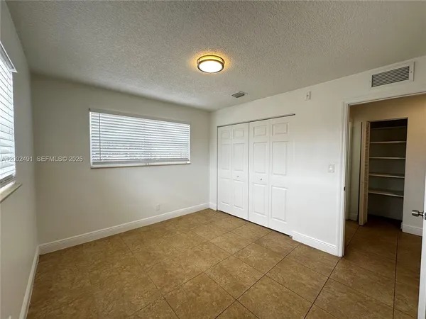 $1,995 | 2900 Northeast 17th Avenue, Unit 224, Pompano Beach, FL 33064