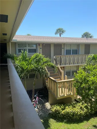 $1,995 | 2900 Northeast 17th Avenue, Unit 224, Pompano Beach, FL 33064