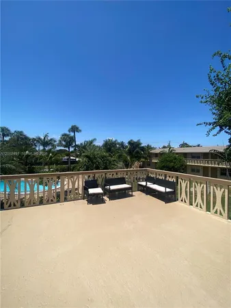 $1,995 | 2900 Northeast 17th Avenue, Unit 224, Pompano Beach, FL 33064