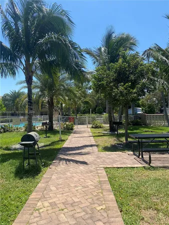 $1,995 | 2900 Northeast 17th Avenue, Unit 224, Pompano Beach, FL 33064