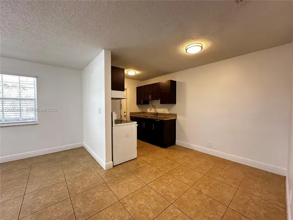 $1,995 | 2900 Northeast 17th Avenue, Unit 224, Pompano Beach, FL 33064