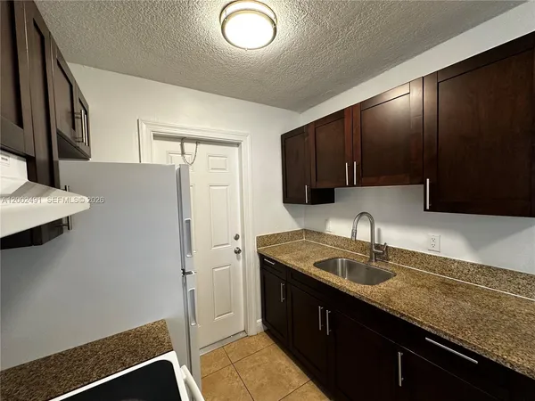 $1,995 | 2900 Northeast 17th Avenue, Unit 224, Pompano Beach, FL 33064