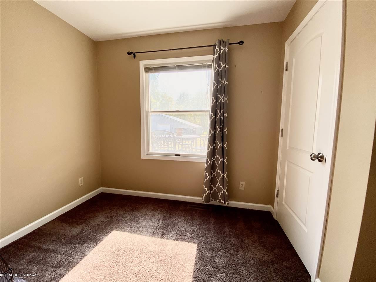 9785 Bartel Road Columbus, MI 48063 - Photo 21 of 33 50026235-23.JPG
