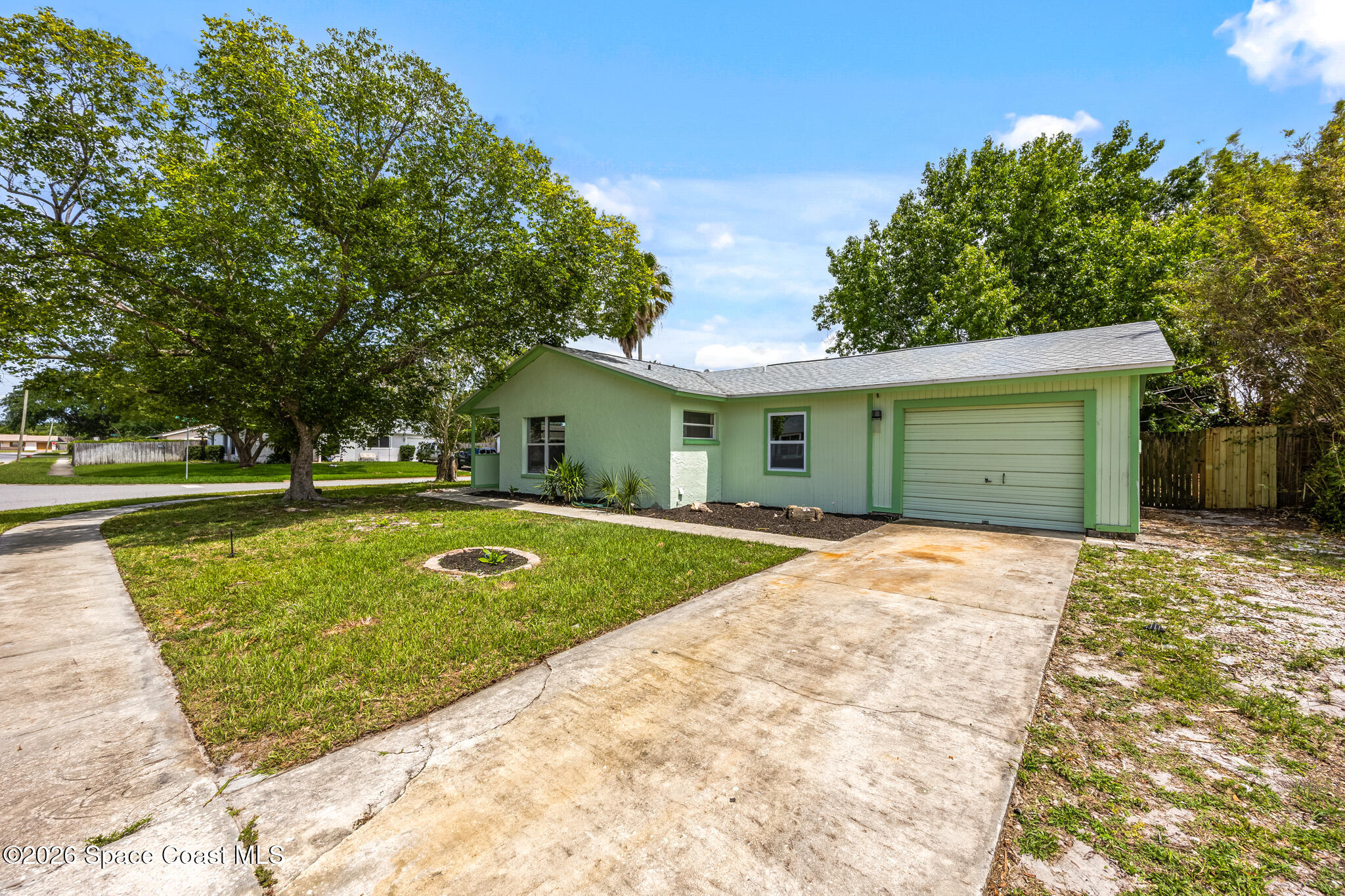 2857 Pennington Place Melbourne, FL 32935 - Photo 30 of 30 Front