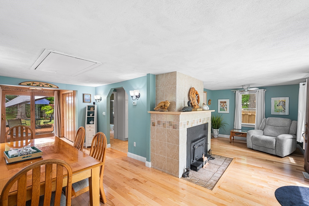 185 Randall Road Stow, MA 01775 - Photo 5 of 28