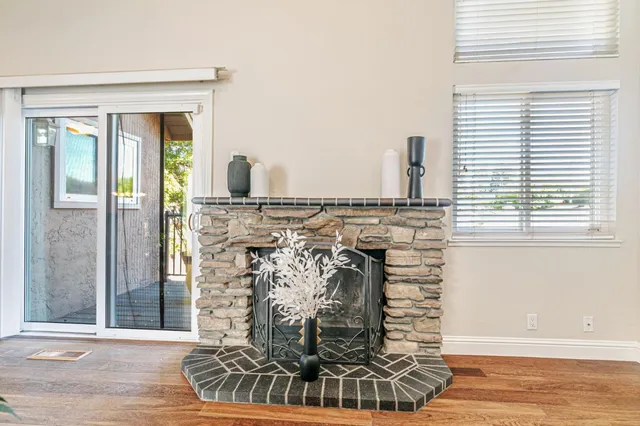 a view of a entryway of the house