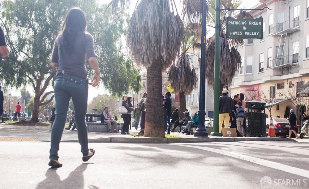 8 Buchanan Street, Unit 200L San Francisco, CA 94102 - Photo 25 of 27 a view of a building with a street