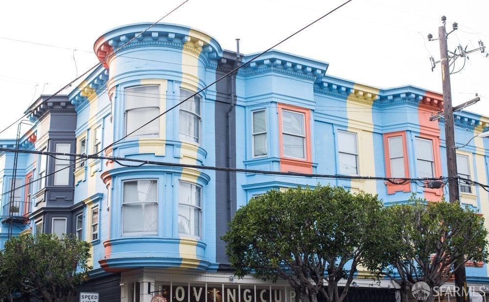 8 Buchanan Street, Unit 200L San Francisco, CA 94102 - Photo 26 of 27 a front view of a building