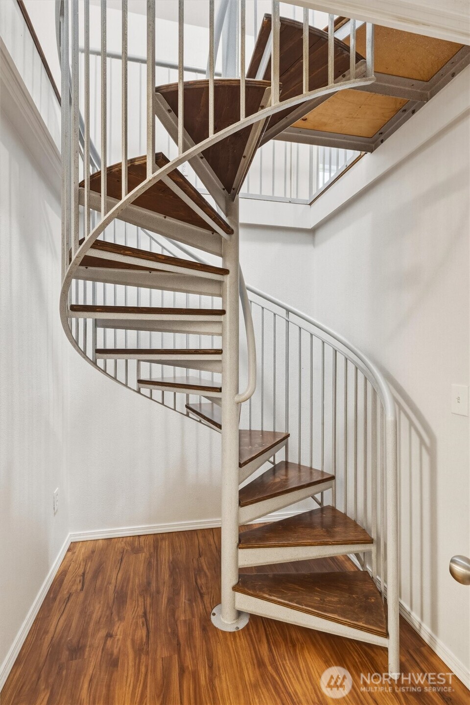 4145 Glendale Road Clinton, WA 98236 - Photo 28 of 40