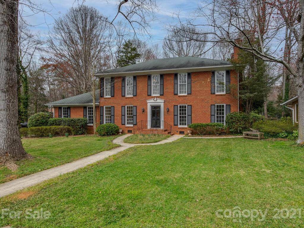 622 Robmont Road Charlotte, NC 28270 - Photo 1 of 25 Gallery Image 1