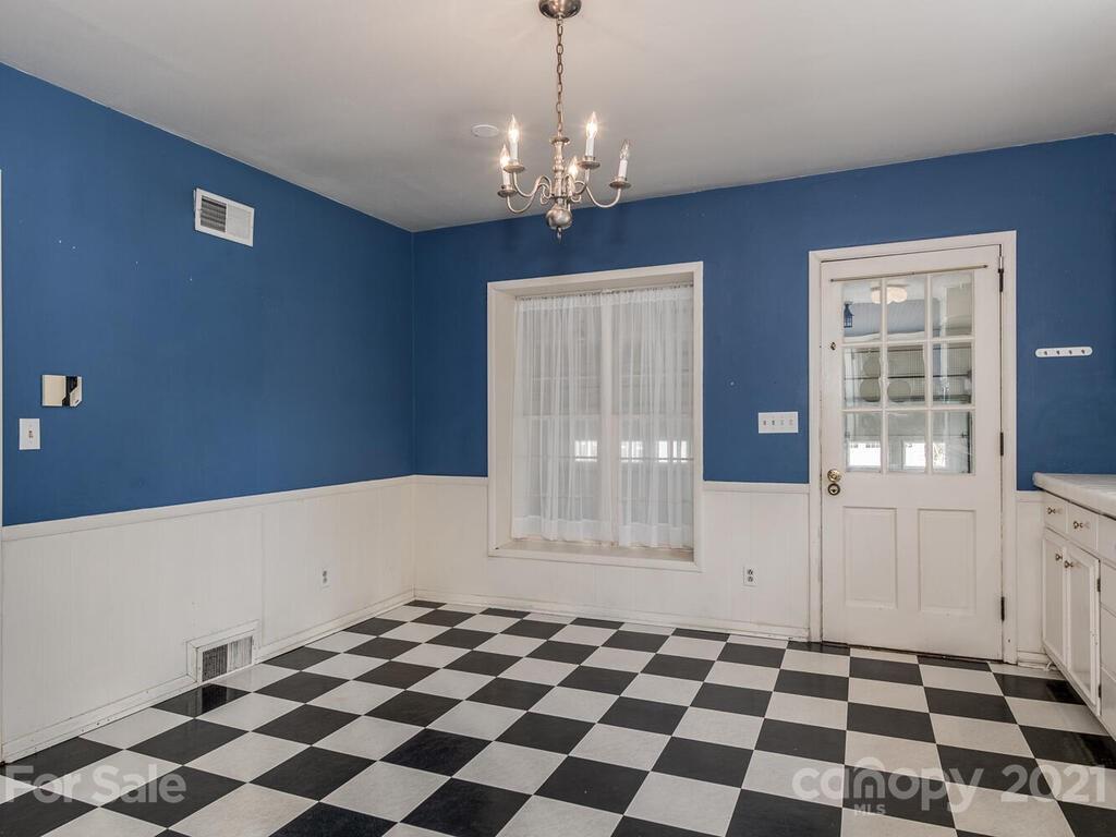 622 Robmont Road Charlotte, NC 28270 - Photo 11 of 25 Gallery Image 11