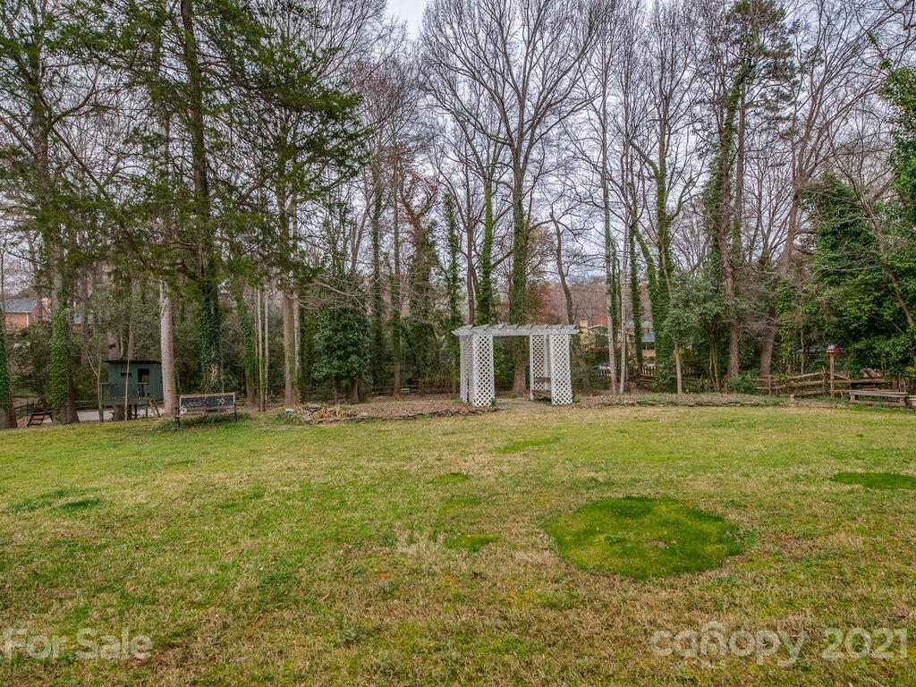 622 Robmont Road Charlotte, NC 28270 - Photo 20 of 25 Gallery Image 20