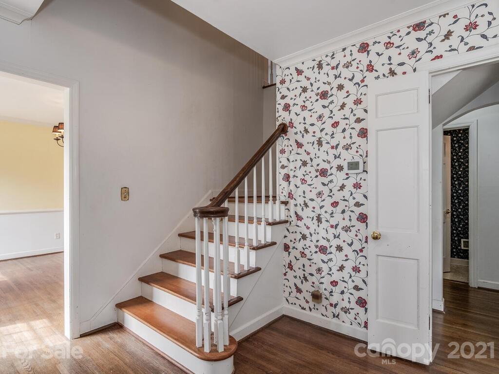 622 Robmont Road Charlotte, NC 28270 - Photo 3 of 25 Gallery Image 3