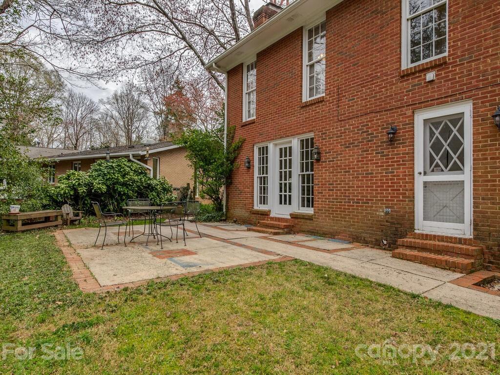 622 Robmont Road Charlotte, NC 28270 - Photo 21 of 25 Gallery Image 21