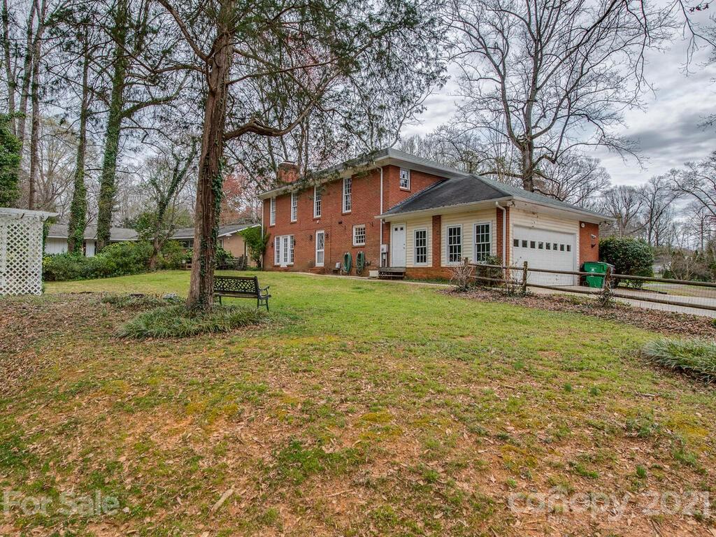 622 Robmont Road Charlotte, NC 28270 - Photo 25 of 25 Gallery Image 25