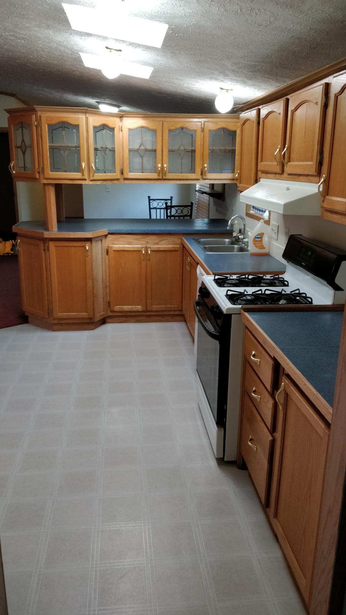 1010 North Hopewell Road Hopewell, OH 43746 - Photo 11 of 19